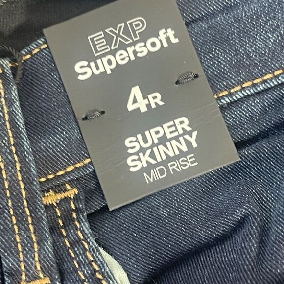 Express NWT Super Skinny Mid Rise Jeans Sz 4R - Picture 6 of 12
